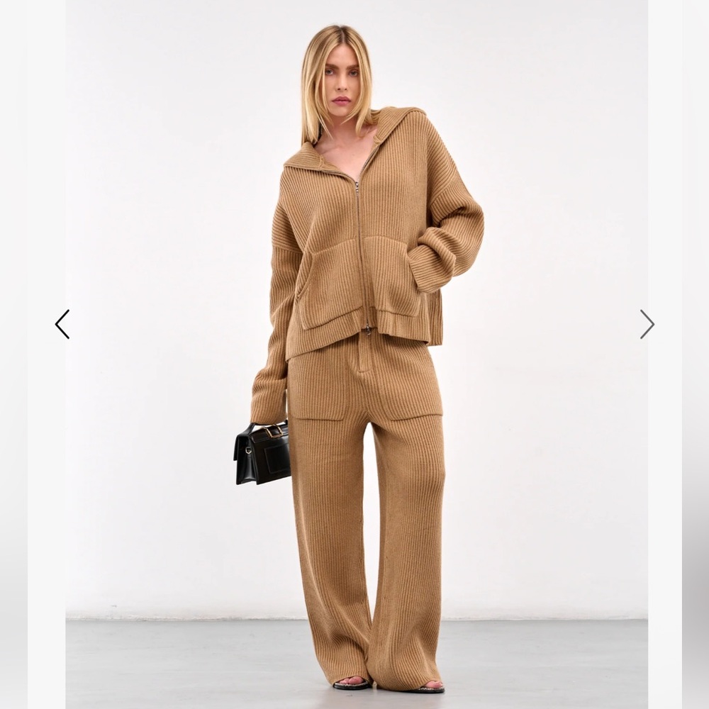 Aya muse Knit Pants in Chocolate BROWN